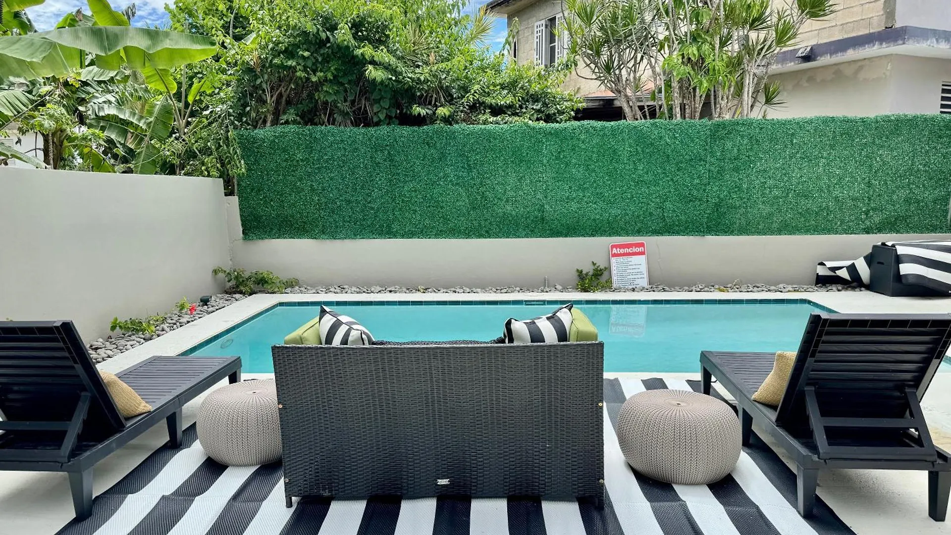The Hibiscus House - King Suite, Terrace, And Pool Aguadilla